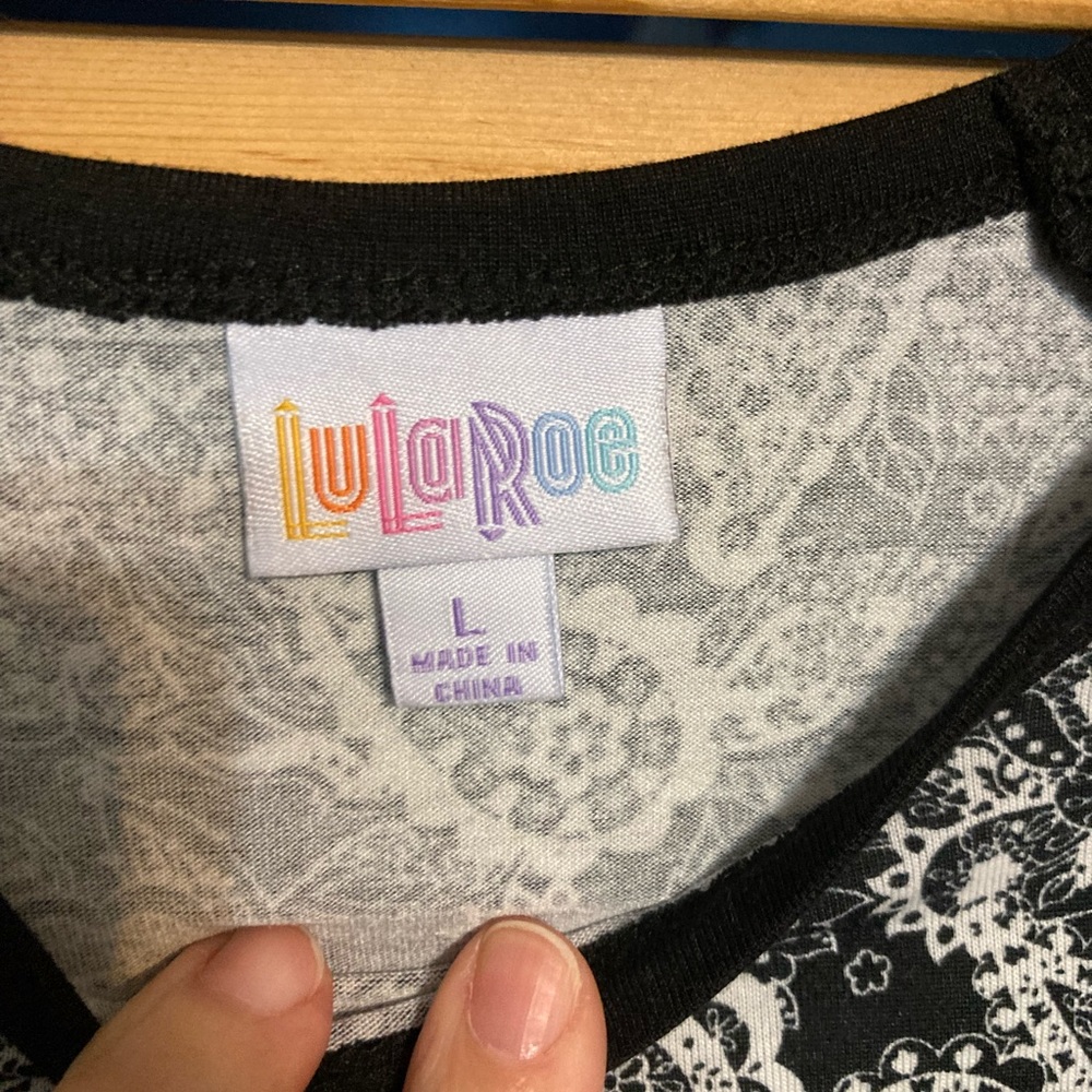Lularoe Sz large Randy - Picture 3 of 3